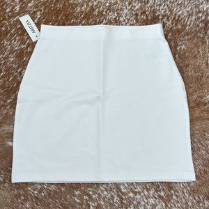 Aritzia Sunday Best - Nora Skirt (White)